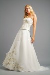 VESTIDO DE NOVIA BORDADO PUNTO CLAVE en www.casanovios.cl. Aviso Gratis enviado por Mariajos� Schmidt el 1/2/2010