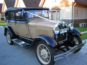 Burrita Anuncios gratis para novios en Concepci&oacute;n |  Arriendo imperdible Burrita 1928 automovil de lujo 87086849 Concepcion, Servicio para traslado de Novios, Bodas de Oro, Eventos, Cumplea&ntilde;os
