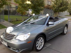 JORGE RAMIREZ Novios y novias en Santiago |  HERMOSO AUTO DESCAPOTABLE PARA PASEOS DE NOVIOS-MATRIMONIOS 097327727, SERIEDAD CONFIANZA PARA TU EVENTO NUEVO AÑO 2010 SOLO PARA EVENTOS