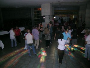 Se&ntilde;or DJ Anuncios gratis para novios en San Miguel |  Urgencias, Cuando Quieras M&uacute;sica Para Fiestas, Iluminaci&oacute;n, Proyecci&oacute;n., Matrimonios, Cumplea&ntilde;os, Bautizos, Despedidas De Sotero (a), Fiestas.