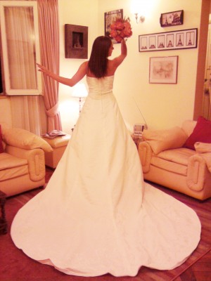 carola.novias@gmail.com Novios y novias en Providencia |  IMPERDIBLE!!! VESTIDO DE NOVIA 250.000+ FALSO DE REGALO, CONVERSABLE
