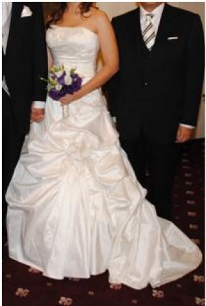 Cristina Mu&ntilde;oz Anuncios gratis para novios en San Fransisco de Las Condes |  Vestido Novia Punto Clave Talla 38-40, Importado David�s Bridal