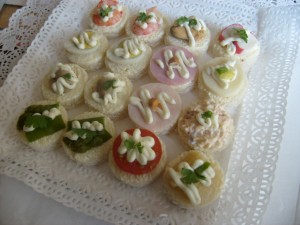 Sergio Novios y novias en Santiago |  Cocktel eventos fiestas celebraciones bodas bautizos pinchos pizetas canape, servicio de cockteleria domicilios 085355494