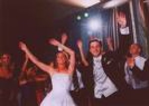  Novios y novias en Santiago |   Animación de fiestas, karaoke para eventos,  karaoke para eventos