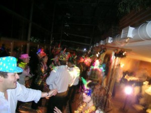 Jorge Ayala Villegas Anuncios gratis para novios en San Miguel |  Karaoke, DJ, Iluminaci&oacute;n, Proyecci&oacute;n, Sal&oacute;n De Eventos. Tel&eacute;fono: 5544756., Matrimonios, cumplea&ntilde;os, despedidas, bautizos, eventos. Celular 7-6024028.