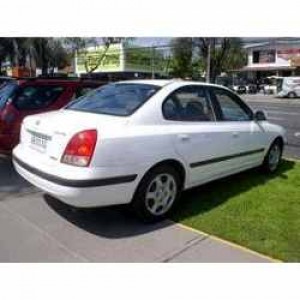 Alejandra Anuncios gratis para novios en Las Condes |  Hiunday elantra 2002 impecable, auto para todo tipo de eventos