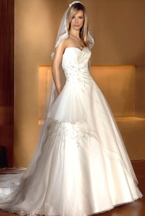 LINA Novios y novias en La Florida |  ARRIENDO VESTIDO DE NOVIA , VESTIDO DE NOVIA BLANCO