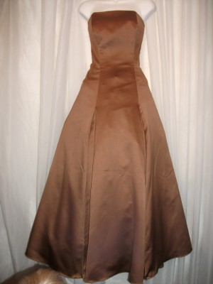 LINA Novios y novias en La Florida |  ARRIENDO VESTIDOS, VESTIDOS DE FIESTAS 