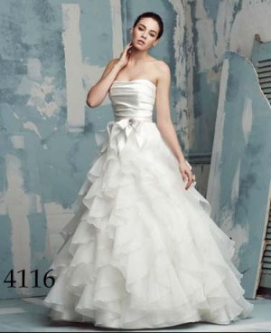 CARMEN LUZ Anuncios gratis para novios en Las Condes |  VESTIDOS DE ALTA COSTURA Y ALTA NOCHE, MODISTA DISE&Ntilde;ADORA ALTA COSTURA