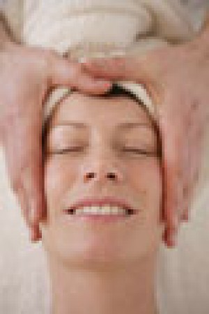 IRENE Novios y novias en Santiago |  BRONCEADOS SOL PLENO PARA NOVIOS PAREJAS 94026837, BRONCEADOS SOL PLENO UNICOS Y MASAJES DE RELAJACION O DEPILACION MASCULINA