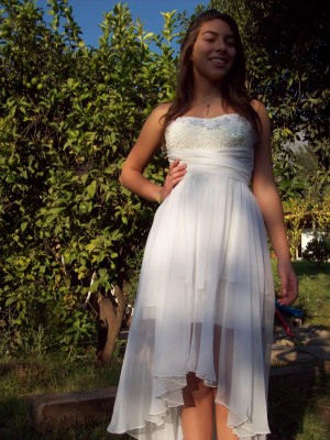 MARIELLA Anuncios gratis para novios en La Reina |  TENGO 5 VESTIDOS DE NOVIA MODERNOS, CADA UNO REGALADO EN $40.000, TAMBIEN TENGO VESTIDOS DE FIESTA