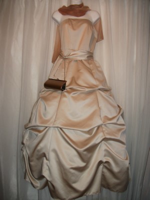 LINA Novios y novias en La Florida |  ARRIENDO VESTIDOS DE FIESTAS, VESTIDOS DE GALA 
