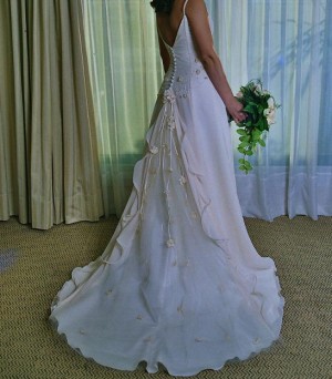 Yudith Anuncios gratis para novios en Las Condes |  Vendo Precioso Vestido , Unico en Chile, Color champagne