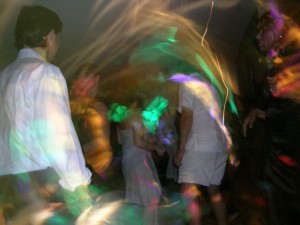 Se&ntilde;or DJ Anuncios gratis para novios en Santiago |  DJ, M&uacute;sica Envasada, Sonido en Vivo, Iluminaci&oacute;n, Proyecci&oacute;n, Producci&oacute;n., Matrimonios, Bautizos, Cumplea&ntilde;os De Toda Edad, Fiestas En General