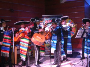 johnny luis Novios y novias en Maipú |  serenatas al estilo mexicano mariachis sal y tequila mariachis , 100% SAL Y TEQUILA  MARIACHIS EN CHILE 4 X $ 50.000-  6388358 7-6260519