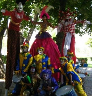 rey momo producciones Novios y novias en Santiago |  Rey Momo Producciones los mejore carnavales tematicos.., carnaval veneciano y personajes animacion en matrimonios y recepcio