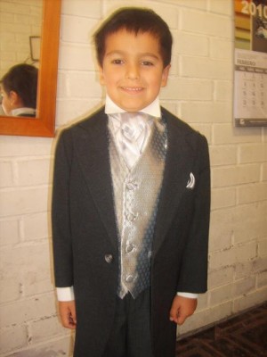 Eduardo C. Novios y novias en Maipú |  Trajes niños pajes bodas , Trajes para bodas niños