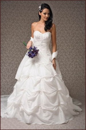 EVA CASTRO Novios y novias en Huechuraba |  ARRIENDO VESTIDO DE NOVIA COLOR IVORY, ARRIENDO 130.000