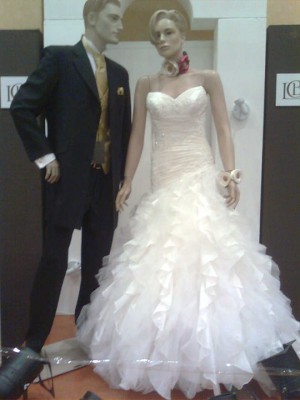 Maria Ver&oacute;nica Novios y novias en Maipú |  Sensacional Vestido de Novia, Madeline Gardner Coleccion 2009