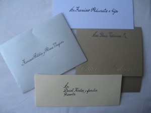 gloria Anuncios gratis para novios en Las Condes |  Caligrafia ABC Chile, rotulacion  sobres, invitaciones, diplomas, Escribo  tus sobres para partes de matrimonio. Tambien diplomas, invitacion