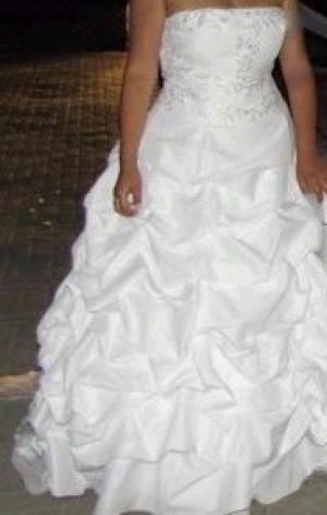 SANDRA Anuncios gratis para novios en Coquimbo |  VENDO VESTIDO DE NOVIA SO&Ntilde;ADO EN COQUIMBO, TALLA 44-46-48