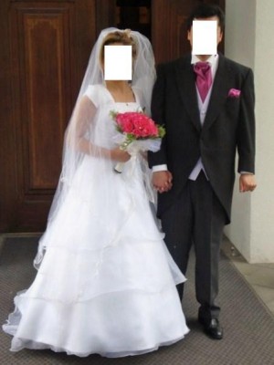 Daniela Cabrera Anuncios gratis para novios en Puente Alto |  VENTA DE VESTIDO DE NOVIA USADO+ VELO A $150.000.-, INCREIBLE VESTIDO DE NOVIA USADO