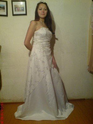 flor Espinoza  Anuncios gratis para novios en Pe&ntilde;alol&eacute;n |  gran remate de vestidos de novia baratos  de temporada, liquido hermoso vestidos de novia de excelente calidad