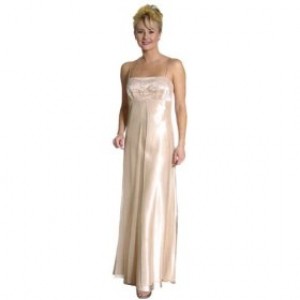 Beatriz Anuncios gratis para novios en Maip&uacute; |  Vestidos de fiesta Arriendo 8/9283799, mas de 300 modelos para elegir