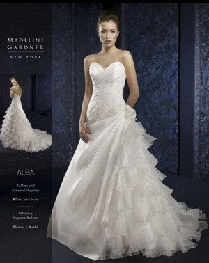 CALU Anuncios gratis para novios en Puente Alto |  CONFECCION VESTIDOS DE NOVIA, MADRINAS,  GRADUACIONES, CONFECCION DE TALLAS GARNDES ALTA COSTURA