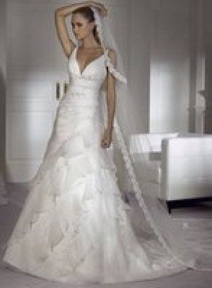 Roxana Burgos Novios y novias en Providencia |  Vestidos de Novia, Hermoso vestidos de novia nuevos