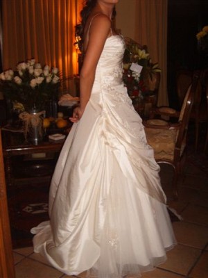 Francisca Ahumada Anuncios gratis para novios en Las Condes |  VENDO, VESTIDO DE NOVIA USADO