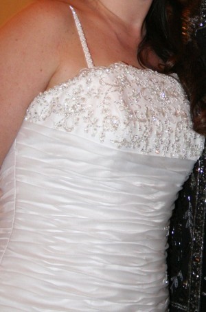 Ana Leikin Anuncios gratis para novios en Las Condes |  OTRA FOTO DEL VESTIDO, para que se observe el cors&eacute;