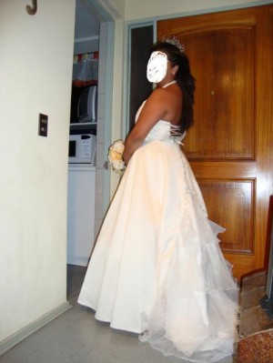 claudia mu&ntilde;oz  Novios y novias en Santiago |  vestido de novia nuevo y zapatos, vestido de novia nuevo