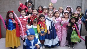DECORACIONES Y ANIMACIONES Novios y novias en Santiago |  DECORACIONES CON GLOBOS, ANIMACIONES INFANTILES, JUEGOS DIVERTIDOS Y MÁS, DECORACIÓN AMBIENTE, PAYASITAS PINTACARITAS,PRINCESAS,ENTRETENCIÓN INFANTIL