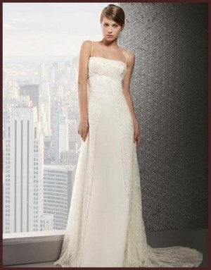 Camila Ram&iacute;rez Novios y novias en Santiago |  VESTIDO DE NOVIA , Estilo sencillo, delicado, con encajes finos, color marfil.