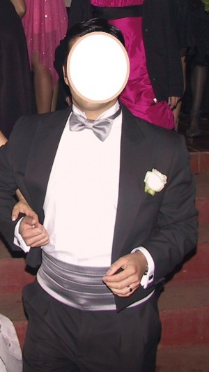 Dayana Del Moral Novios y novias en Santiago |  Vendo humita y faja novio color plateado comprada en la casa blanca, Comprado en la casa blanca, excelente estado.
