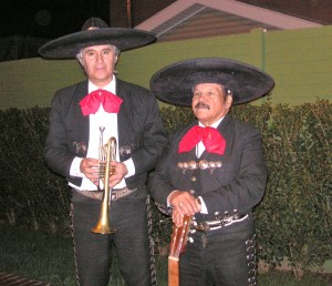 Ren&eacute; Mart&iacute;nez Novios y novias en Santiago |  charros precios juarez mariachis santiago, buena y alegre musica ranchera