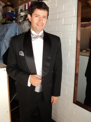 Eduardo Novios y novias en Maipú |  Trajes Smoking, Smoking Padrinos