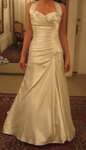 Paulina Anuncios gratis para novios en Las Condes |  Vestido de novia Maggie Sottero, talla 38-40 1 s&oacute;lo uso, impecable
