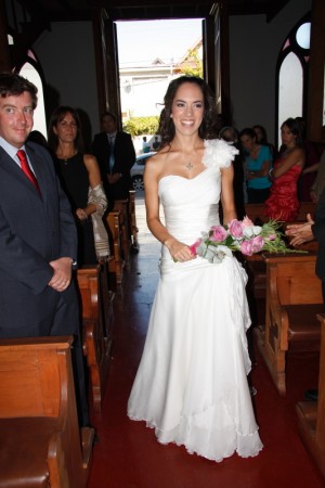 Bernardita Mancilla Novios y novias en Vitacura |  VENTA DE VESTIDO DE NOVIA ORIGINAL, Se vende en Viña también, hay más fotos