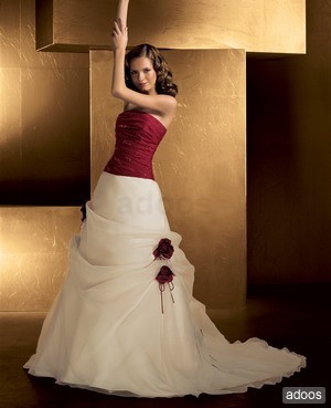 LORENA Novios y novias en Maipú |  VESTIDOS DE NOVIA A MEDIDA ARRIENDO VARIOS COLORES, VESTIDOS DE NOVIAS ARRIENDO TODAS LAS TALLAS