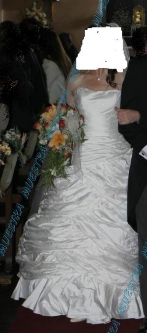 Silvana Anuncios gratis para novios en San Miguel |  Vendo lindo Vestido de Novia, Modelo Angelina Faccenda