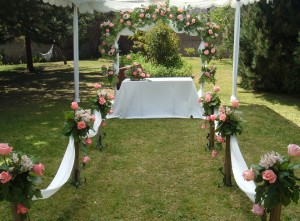 Floreria Canto de Ambar Anuncios gratis para novios en La Serena |  ARCO DE FLORES, NOVIAS