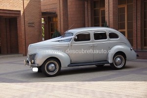 Francisco Calvo Novios y novias en Santiago |  Espectacular Ford 39 para matrimonios, eventos, aniversarios, Un auto increible para un día que recordaras por siempre