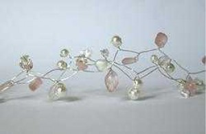 Zandra Ubilla C&aacute;ceres Anuncios gratis para novios en Linares |  VendoTocados y accesorios  de Novia en crin  con plata , piedras o perlas, En Linares , elegantes ,sobrios y distinguidos tocados de novias