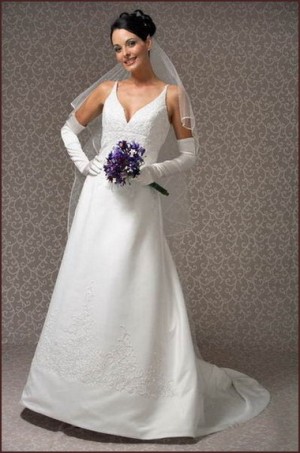 Estefania Anuncios gratis para novios en Antofagasta |  VENDO VESTIDO DE NOVIA NUEVO, de la casa blanca