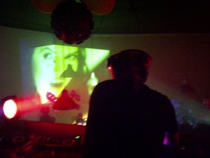 even producciones Anuncios gratis para novios en Las Condes |  Musica para matrimonios, eventos, ceremonias, aniversarios, amplificacion, iluminacion, dj, vj, fotografia, video, diaporamas