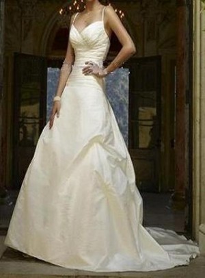AROMABODAS Anuncios gratis para novios en &Ntilde;u&ntilde;oa |  LIQUIDACION DE VESTIDOS DE NOVIA, NUEVOS Y USADOS.  TODOS IMPORTADOS.