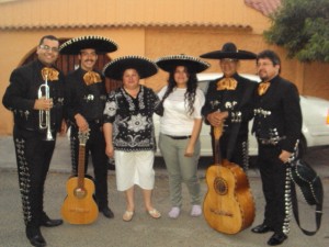 johnny luis Novios y novias en Santiago |  musicos,conjuntos de mariachis sal y tequila charros, 4 mariachis X $50.000. a domicilios 6388358 / 7-6260519