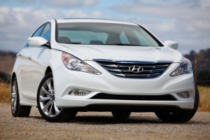 AutoNovios Anuncios gratis para novios en Concepci&oacute;n |  Servicio de transporte para matrimonios en Concepci&oacute;n, Hyundai Sonata 2012, blanco noble, sunroof panor&aacute;mico, full